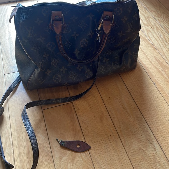 Vintage 40+ year old Speedy Louis Vuitton Bag - Picture 2 of 12